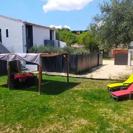 Lägenhet Caremeau 2