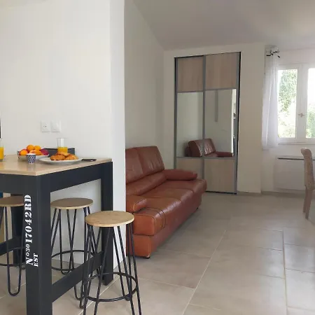 Apartmán Caremeau 2 Nîmes